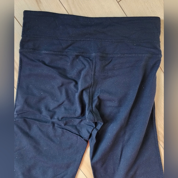 Lululemon Reversible Bootcut Pants Size 6 - Picture 2 of 3